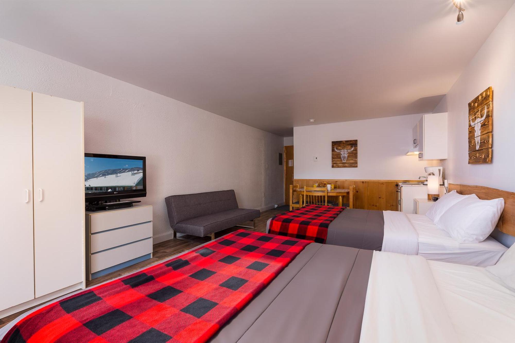 Complexe Les Neiges Hotel โบเพร ภายนอก รูปภาพ